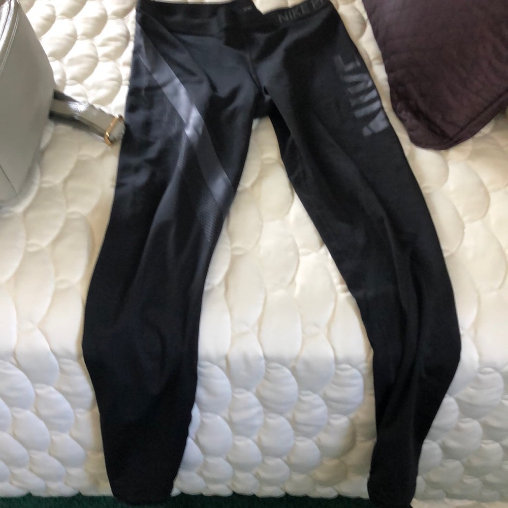 Nike dri fit leggings